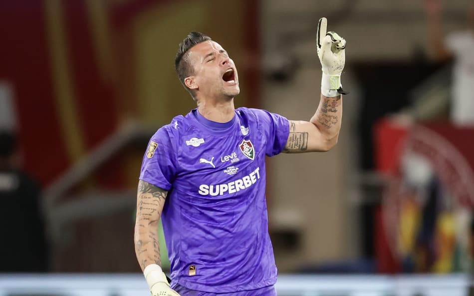 Fábio em ação em Fluminense x Flamengo (Foto: Marcelo Gonçalves/ Fluminense FC)