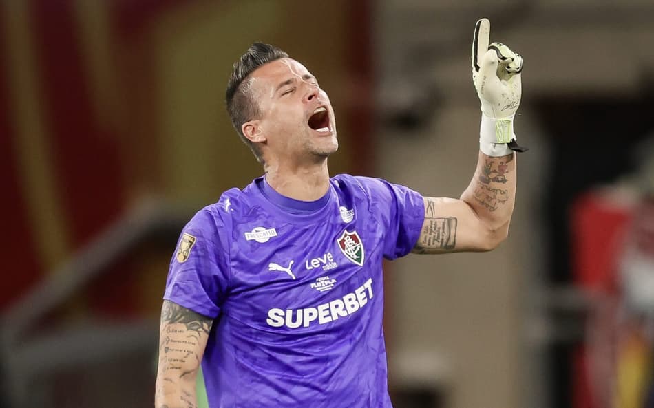 Fábio em ação em Fluminense x Flamengo (Foto: Marcelo Gonçalves/ Fluminense FC)