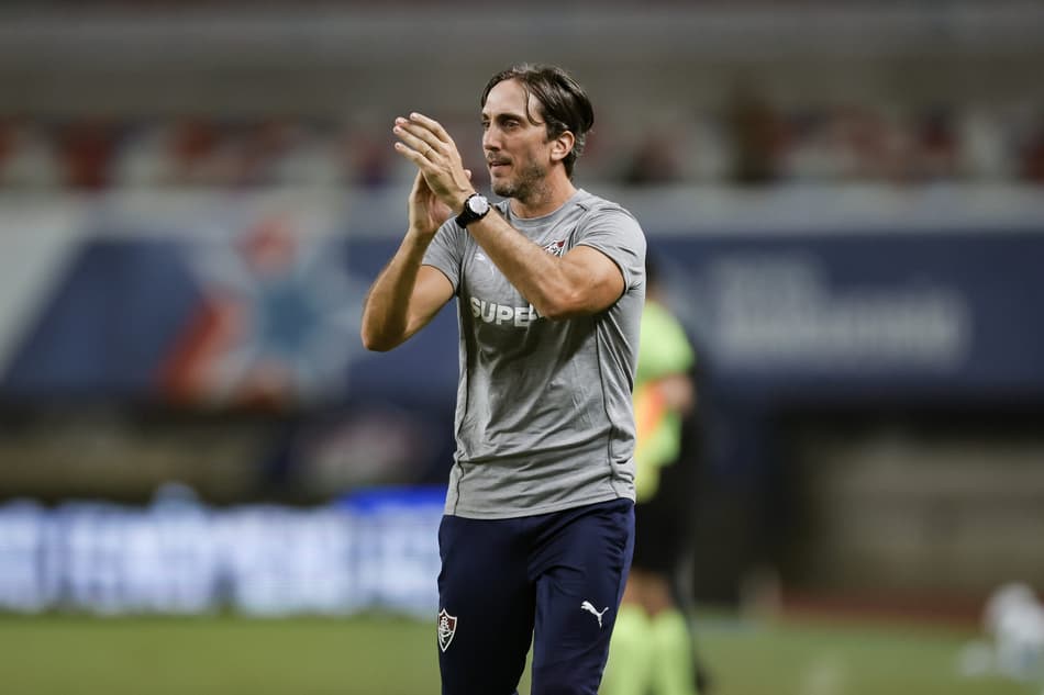 Zubeldía em Remo e Fluminense (Foto: Marcelo Gonçalves/ Fluminense FC)