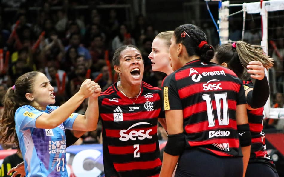 Sesc RJ Flamengo comemora ponto em vitória sobre o Sesi Bauru no returno da Superliga Feminina 25/26 (Foto: Julliana Nascimento/ CRF)