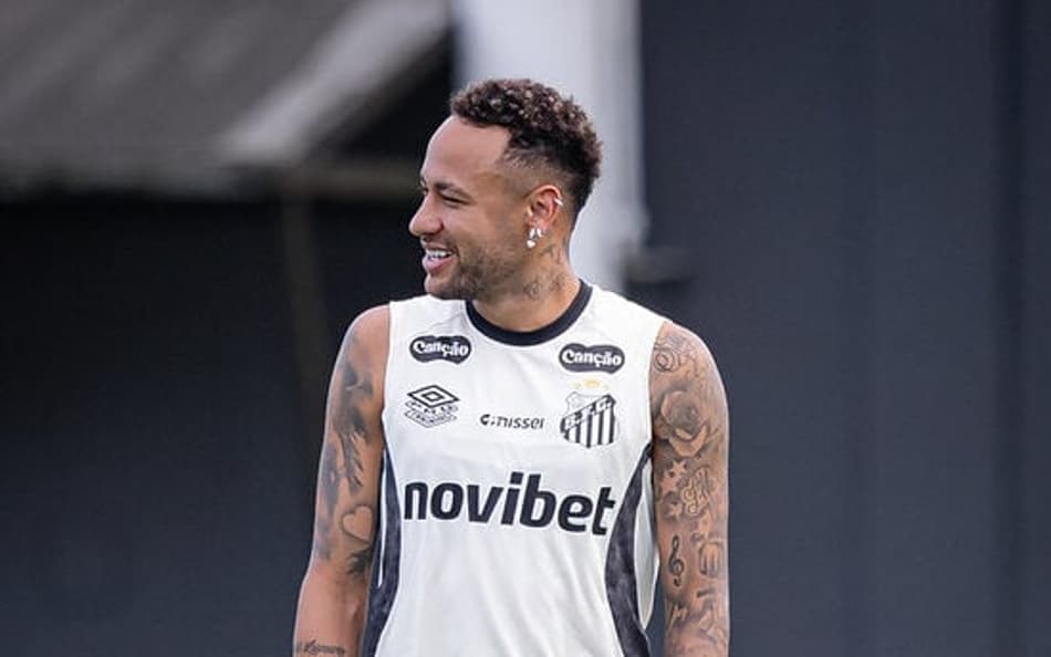 Neymar durante treino do Santos no CT Rei Pelé. (Foto: Raul Baretta/ Santos FC)