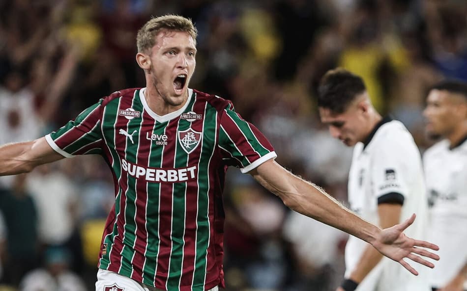 Castillo comemora o primeiro gol com a camisa do Fluminense no duelo contra o Atlético-MG (Foto: Lucas Merçon/ Fluminense FC)