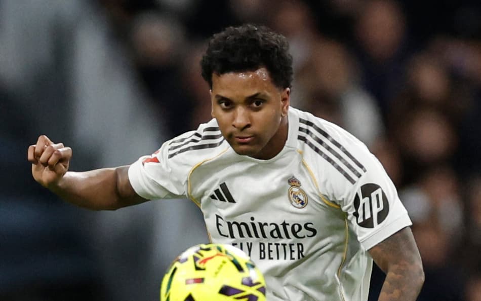 Rodrygo na partida entre Real Madrid e Sevilla (Foto: Oscar DEL POZO / AFP)