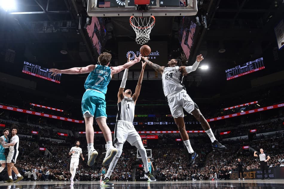 Confira os resultados deste sábado (14) na NBA