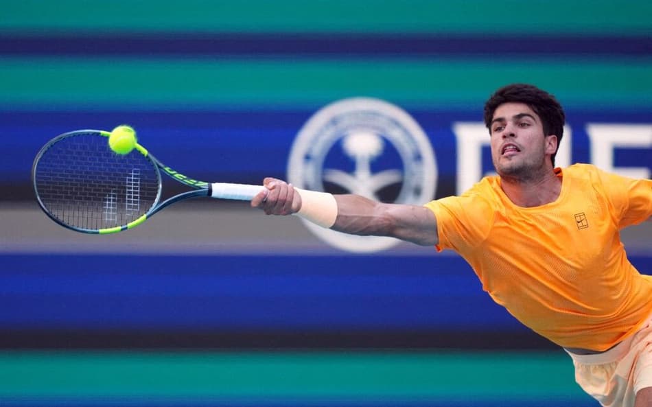 Carlos Alcaraz se estica na derrota para Sebastian Korda em Miami