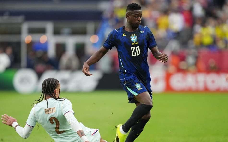 Luiz Henrique em ação no amistoso Brasil x França (Foto: Michael Owens / GETTY IMAGES NORTH AMERICA / Getty Images via AFP)