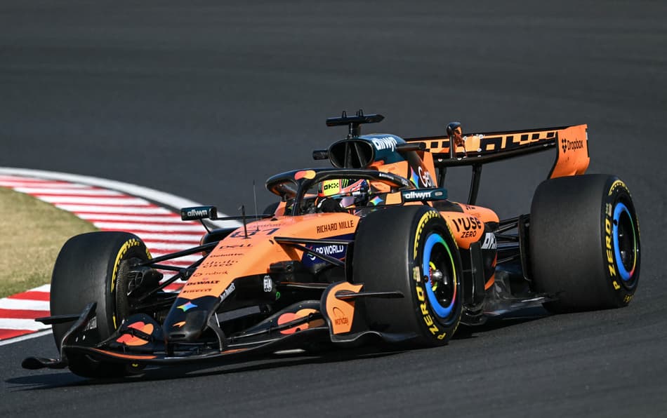 F1: Oscar Piastri reagiu e liderou o Treino Livre 2 no GP do Japão 2026 (Foto: Andrew Caballero-Reynolds/AFP)