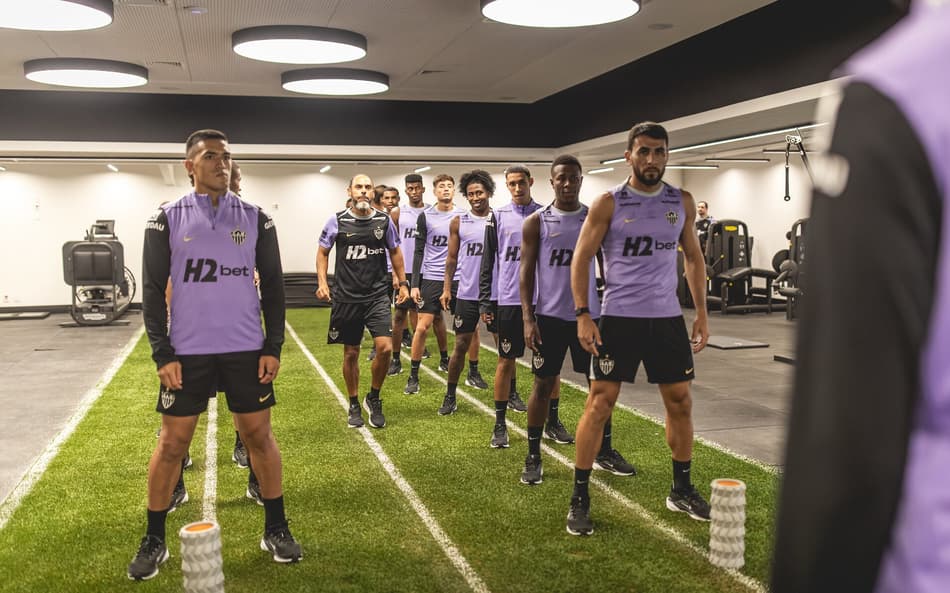 Atlético em treinamento dia 24 (Foto: Pedro Souza / Atlético)