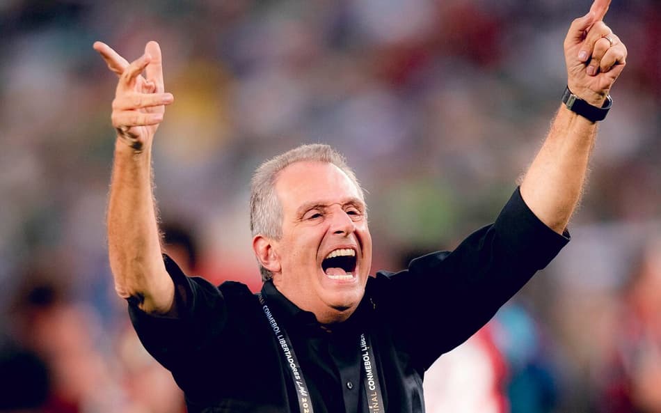 Bap, presidente do Flamengo, comemora o título da Libertadores
