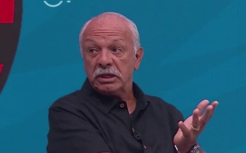 Maestro Júnior explicou ausência de atacante do Flamengo (Foto: Reprodução)