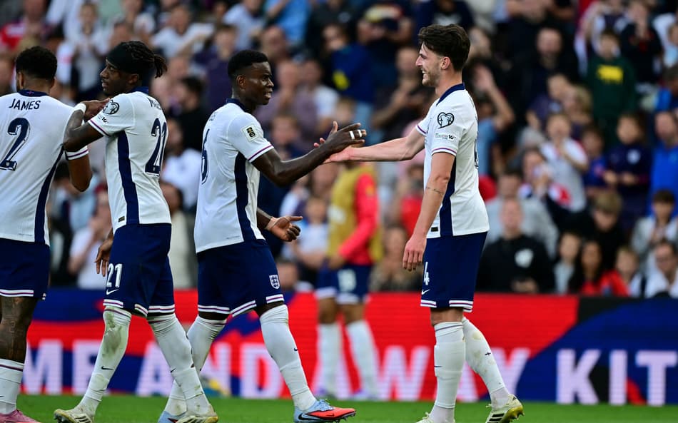 Declan Rice comemora gol da Inglaterra sobre Andorra, pelas Eliminatórias