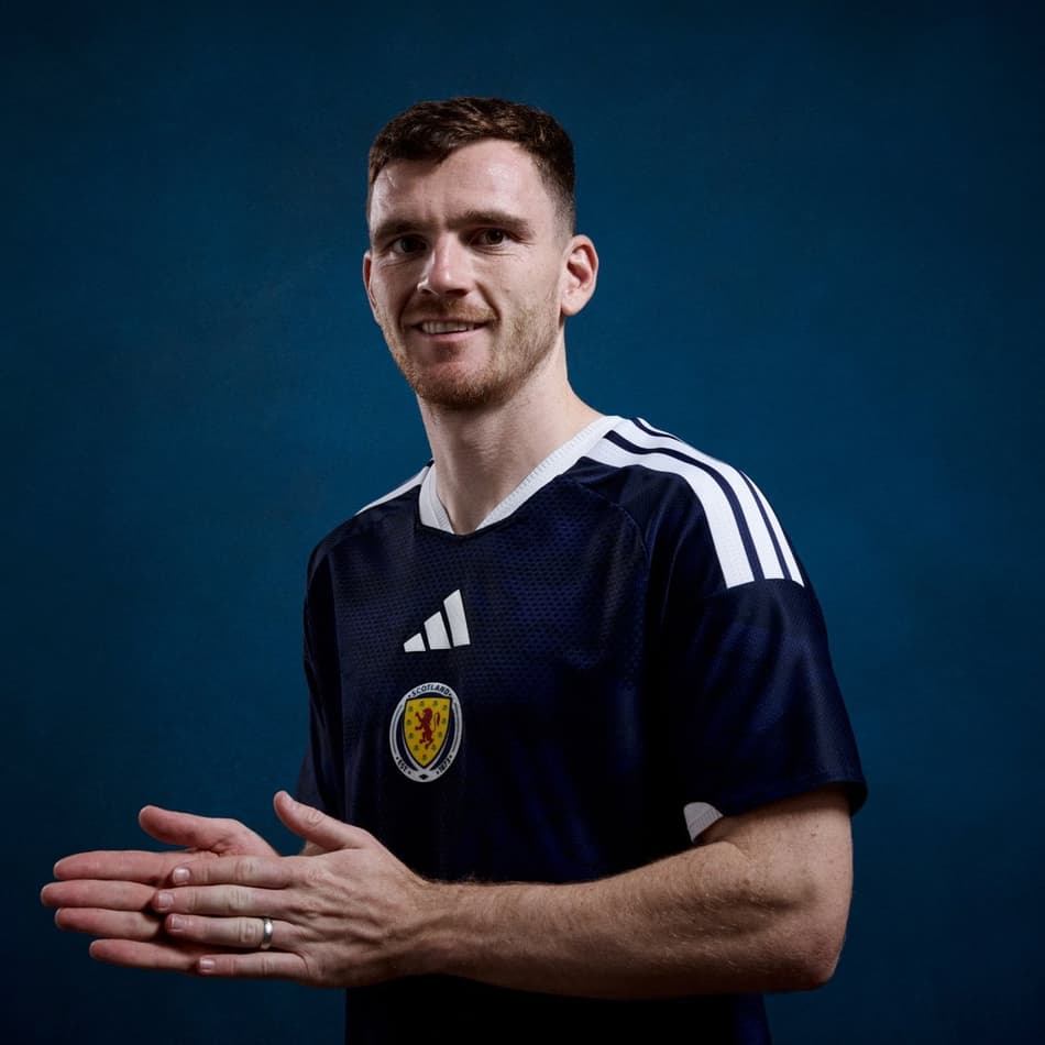 Escócia - Uniforme I (Foto: Divulgação)