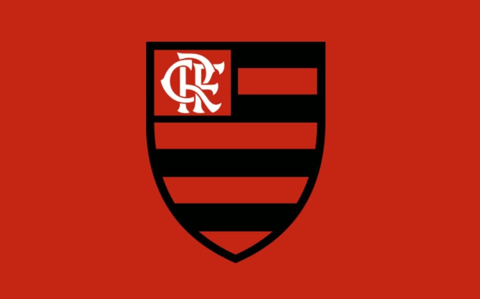 Flamengo exclui publicação polêmica com foto de Zico que gerou 'hate' na web