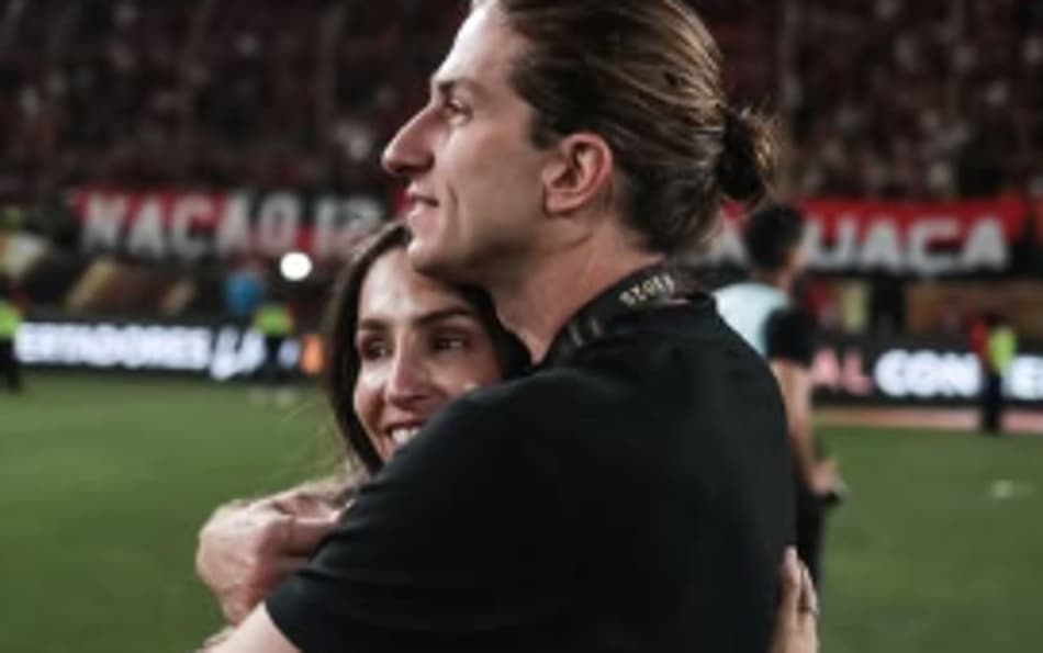 Filipe Luís e sua esposa Patrícia após título do Flamengo (Foto: arquivo pessoal)