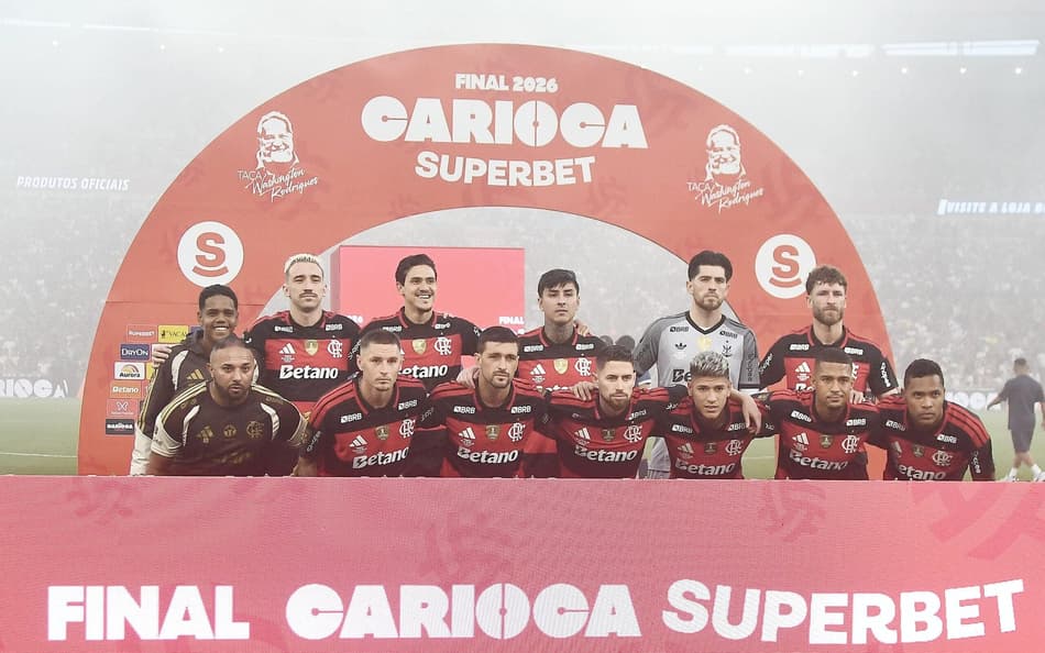 Torcedores do Flamengo perdem a paciência com jogador: 'Pode tirar'