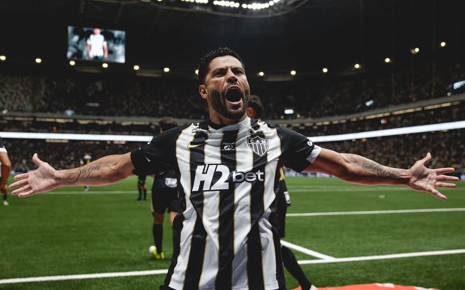 Hulk comemora gol no clássico (Foto: Pedro Souza / Atlético-MG)