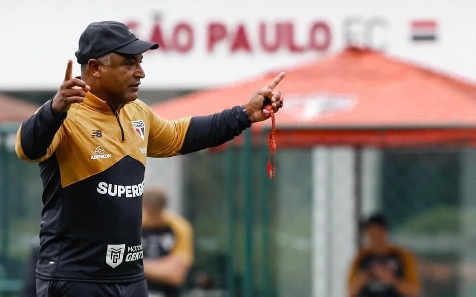 Roger Machado comanda primeiro treino no São Paulo; saiba como foi