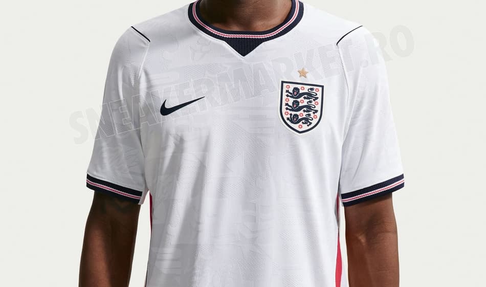 Inglaterra - Uniforme I (Foto: Divulgação)