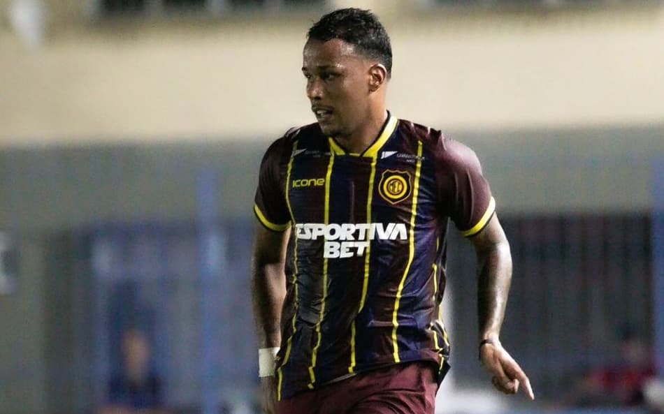 Em alta no Madureira, Matheus Julião deve ter nova oportunidade contra o Flamengo