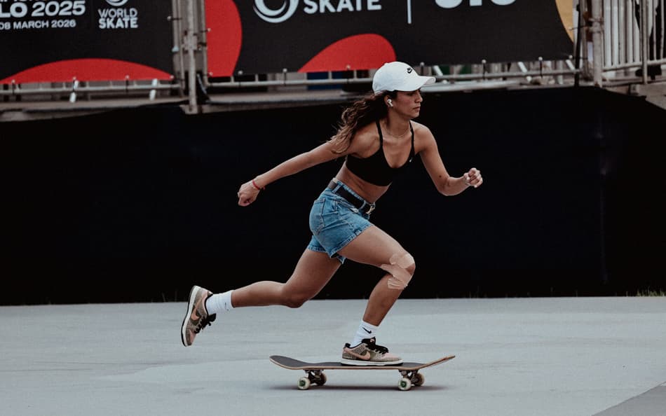 Rayssa Leal durante bateria das quartas de final no Mundial de Skate