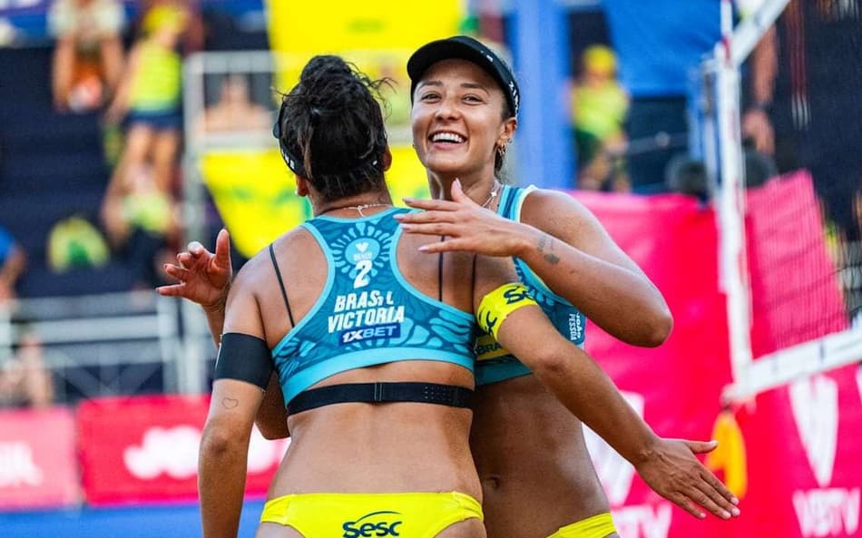 Thamela e Victoria no Elite 16 de João Pessoa 2026 (Foto: Volleyball World)