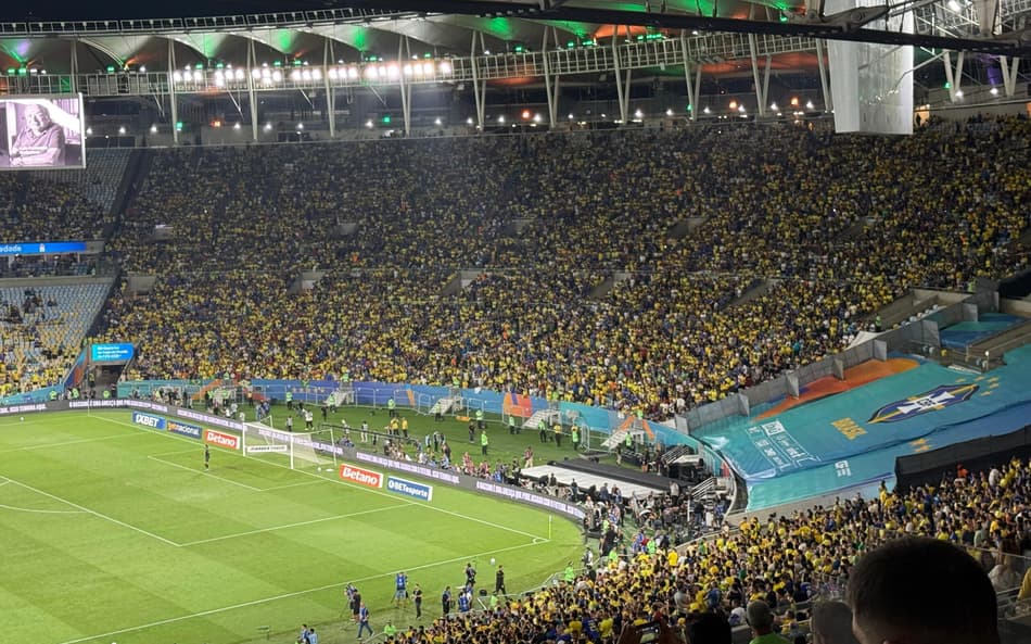 Maracanã lotado para o jogo da Seleção (Foto: Gabriel Gaudêncio/Lance!)