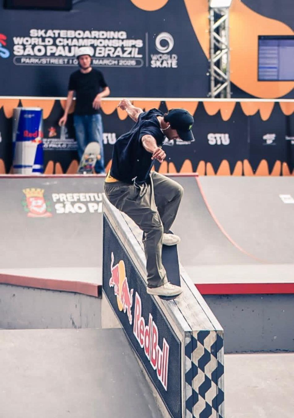 Kevin Hoefler, prata em Tóquio 2021, em ação no Mundial de Skate (Foto: Rodrigo Lima/CBSk)