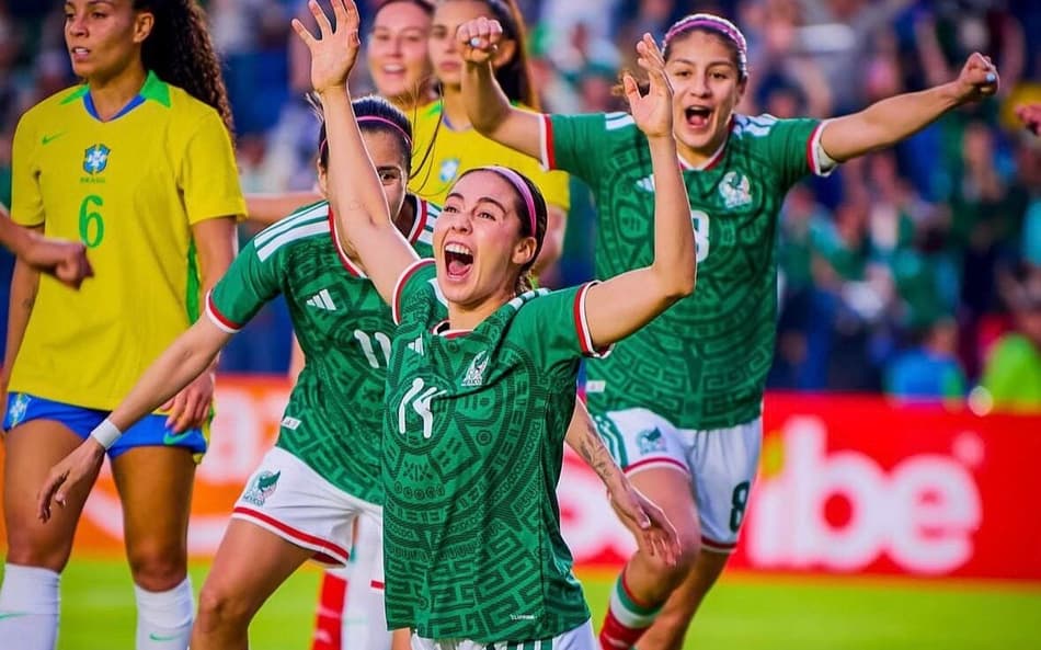 Espinoza comemora gol do México contra o Brasil. (Foto: Federação Mexicana/Divulgação)