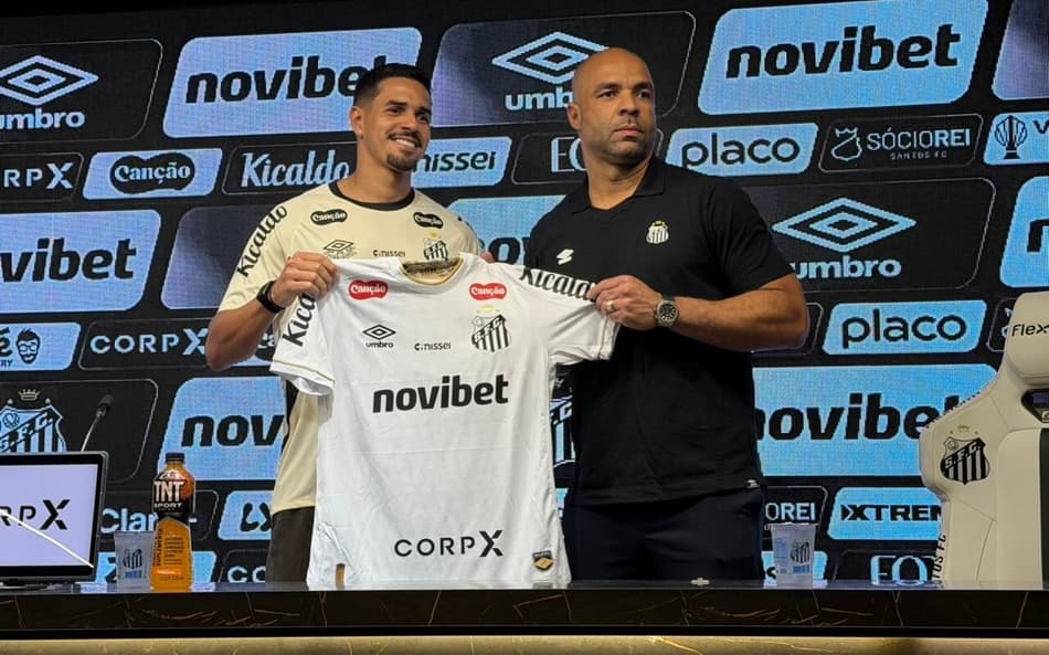 Lucas Veríssimo é o novo camisa 4 do Santos. (Foto: Juliana Yamaoka/ Lance!)