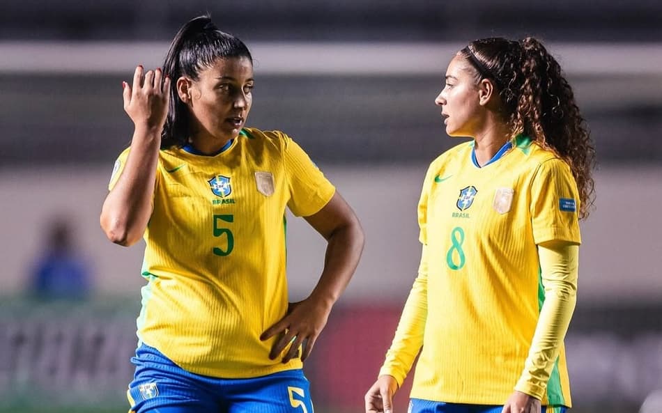 Angelina e Duda Sampaio atuam juntas na Seleção Brasileira. (Foto: CBF/Divulgação)