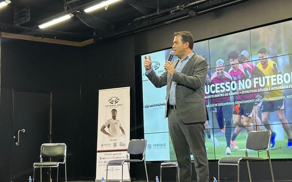 Marcelo Paz durante participação no evento (Foto: Guilherme Lesnok/Lance!)