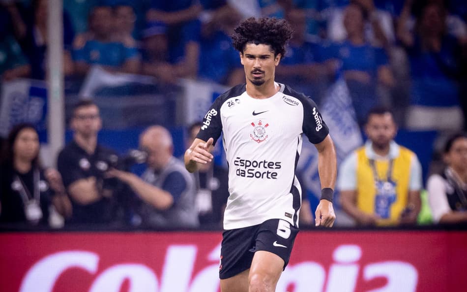 André Ramalho foi titular em Minas Gerais (Foto: Rodrigo Coca/Agência Corinthians)