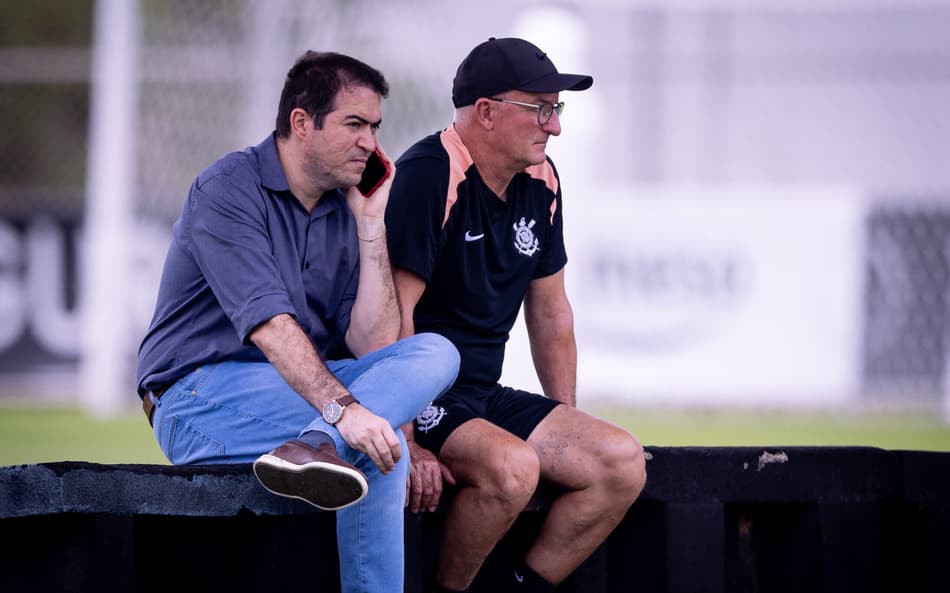 Dorival Júnior, técnico, e Marcelo Paz, executivo de futebol do Corinthians (Foto: Rodrigo Coca/Agência Corinthians)