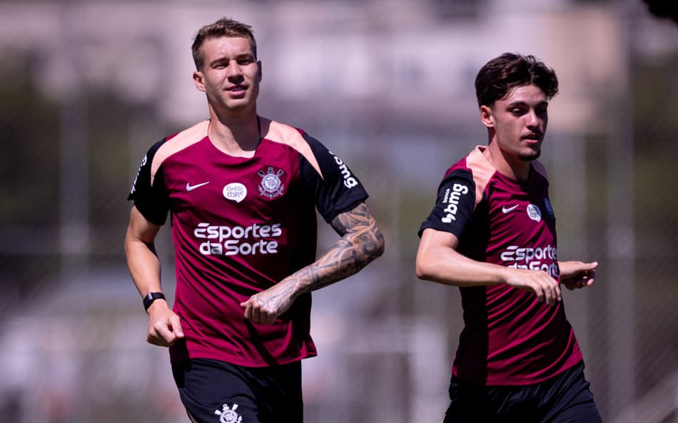 Corinthians volta aos treinos no CT (Foto: Rodrigo Coca/Agência Corinthians)
