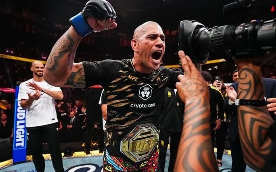 Poatan pode ir em busca de terceiro título no UFC em 2026 (Foto: Reprodução Instagram Alexpoatanpereira)