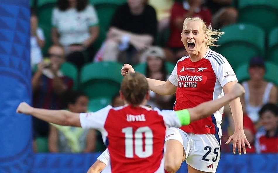 Blackstenius marcou o gol do título do Arsenal na Champions feminina. (Foto: UEFA/Divulgação)