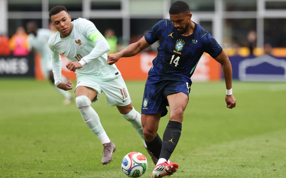 Football : Matches amicaux : Brésil - France