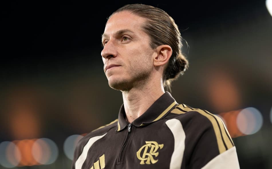 Filipe Luís na vitória do Flamengo sobre o Madureira pela semifinal do Carioca (Foto: Jorge Rodrigues/AGIF/Gazeta Press)