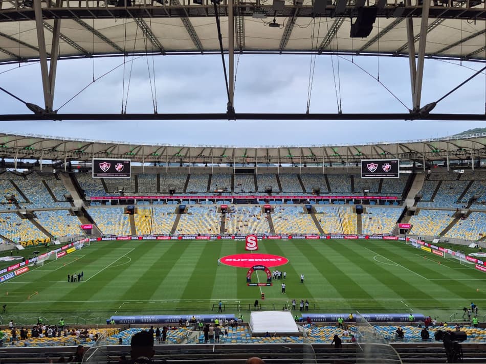 Maracanã recebe o clássico entre Fluminense e Flamengo pelo Cariocão (Foto: Leonardo Bessa/Lance!)