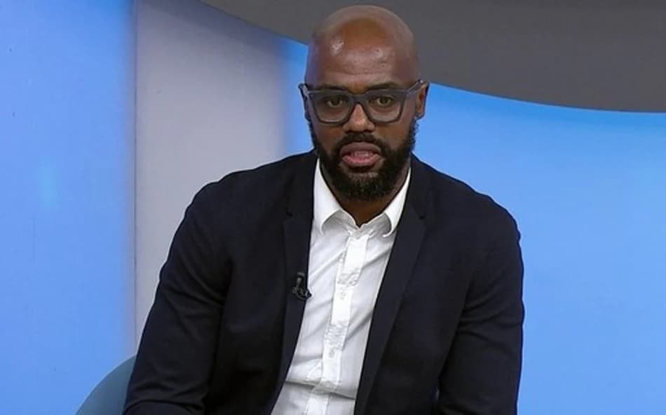 Grafite analisa disputa pela camisa 9 da Seleção (Foto: Reprodução)