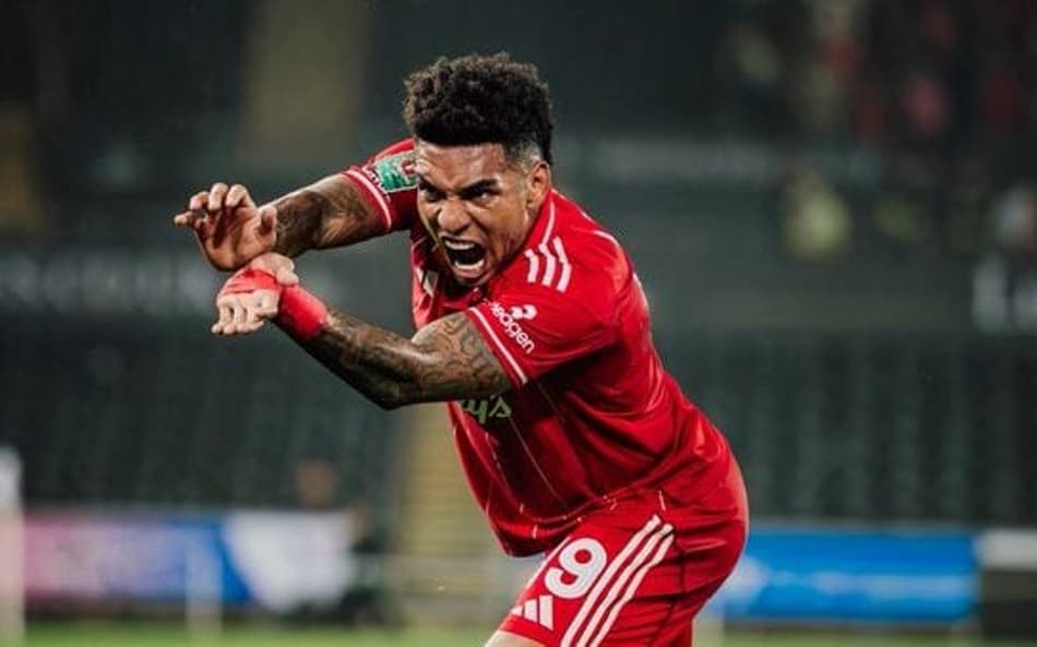 Igor Jesus, ex-Botafogo, na Premier League (Foto: Divulgação/Nottingham Forest)