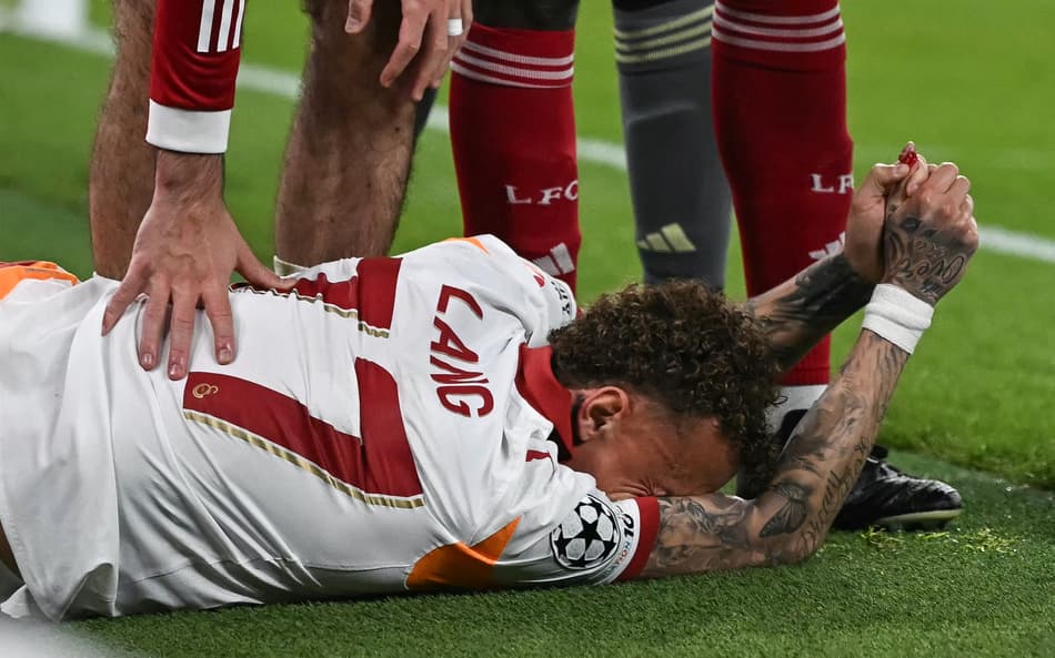 FBL-EUR-C1-LIVERPOOL-GALATASARAY