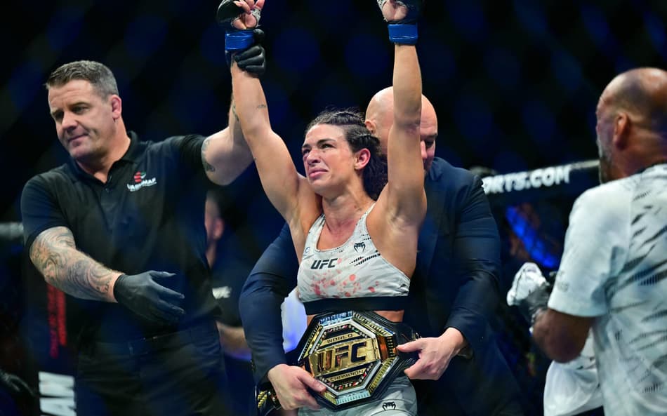 Mackenzie se consagrou campeã do peso palha do UFC (Foto: Giuseppe CACACE / AFP)