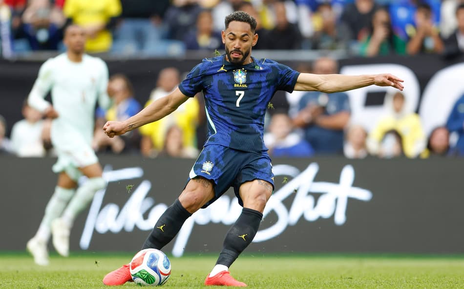 Matheus Cunha durante amistoso entre Brasil e França