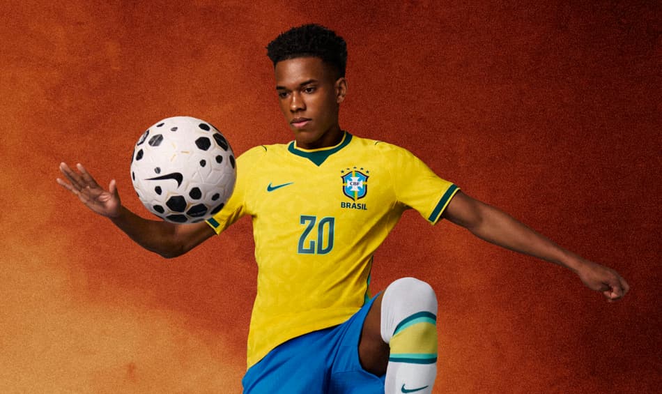 Estevão participa do ensaio fotográfico da nova camisa amarela da Seleção. (Foto: Divulgação/ Nike)