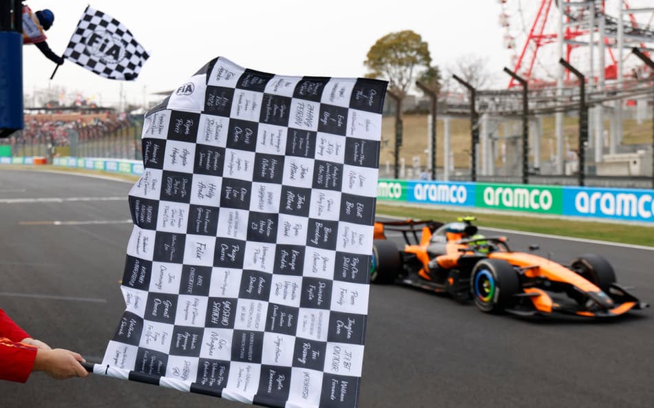 Oscar Piastri no GP do Japão na F1 2026 (Foto: FRANCK ROBICHON / POOL / AFP)