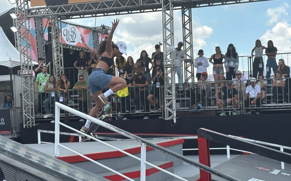 Rayssa Leal sofre queda e fica fora do pódio no Mundial de Skate; japonesas dominam
