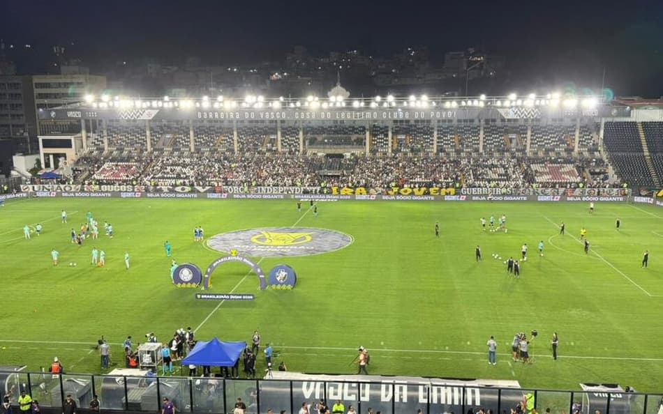 São Januário recebe Vasco x Palmeiras pelo Brasileirão (Foto: Pedro Cobalea / Lance!)