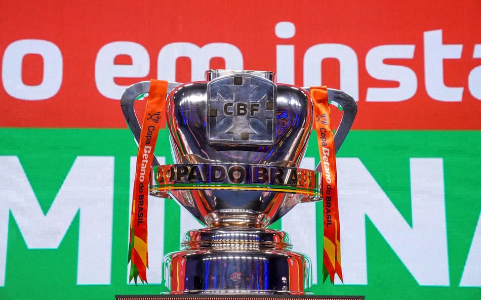 Taça da Copa do Brasil (Foto: Nelson Terme/CBF)