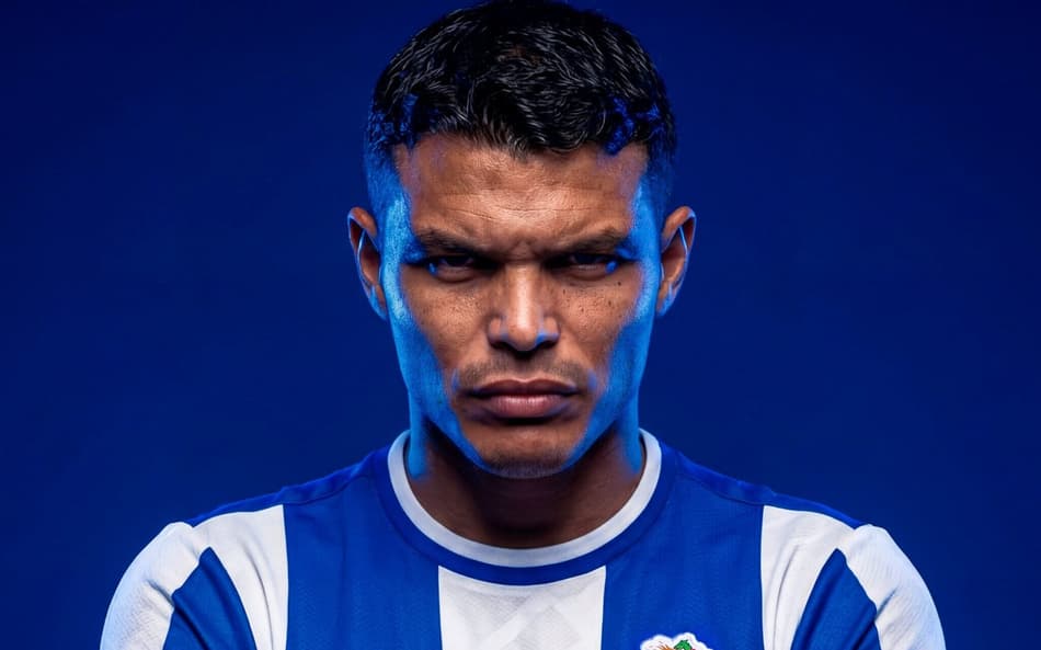 Thiago Silva em anuncio pelo Porto (Foto: Divulgação/Porto)